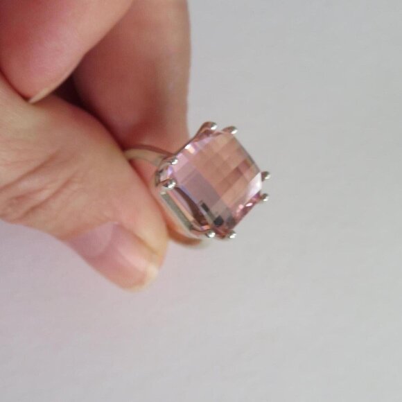 Huge Lab Pink Garnet With Rare Erbium Metal Pink Padparadscha Color Change Ring - Picture 13 of 17